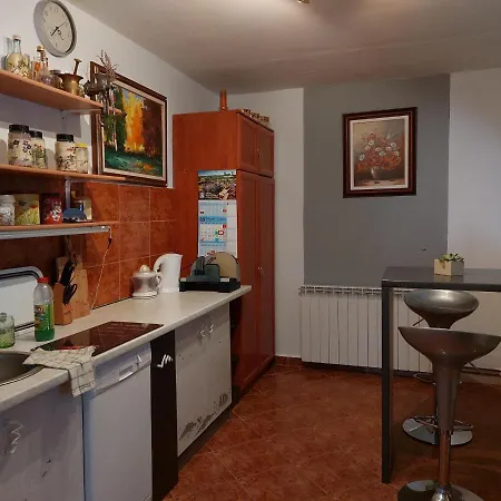 Apartman Nela Pansiyon Juršići